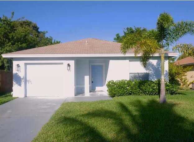 This modern and spacious 3-bedroom, 2-bathroom home is perfectly - Beach Home for sale in Delray Beach, Florida on Beachhouse.com