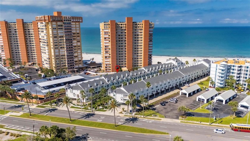 Sunset Reef - A Direct Gulf Front Community with just 50 units - Beach Townhome/Townhouse for sale in Redington Shores, Florida on Beachhouse.com
