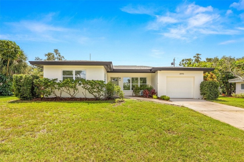 Under contract-accepting backup offers. This beautifully - Beach Home for sale in Largo, Florida on Beachhouse.com