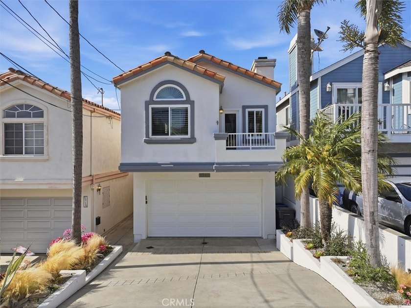 Discover refined coastal living in this beautifully updated home - Beach Home for sale in Redondo Beach, California on Beachhouse.com