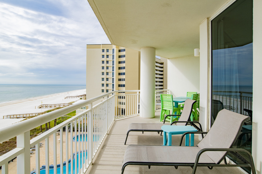 Palacio 402 Gulf Front Condo w 2 Beach Chairs Included, Short - Beach Vacation Rentals in Pensacola, Florida on Beachhouse.com