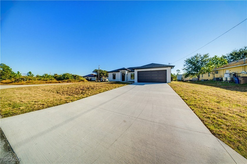 A new construction home ideal for a first time home buyers. This - Beach Home for sale in Lehigh Acres, Florida on Beachhouse.com