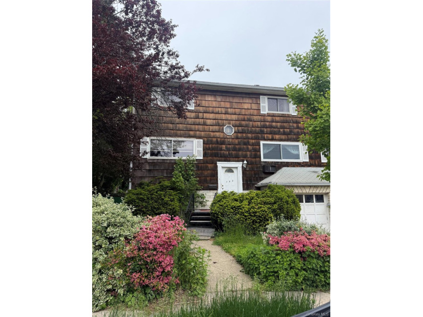 Opportunity to own your own private oasis in the heart of City - Beach Home for sale in Bronx, New York on Beachhouse.com