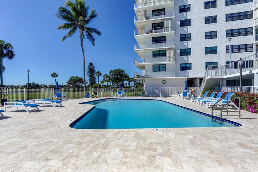 Brand new AC and HWH, 11/2025. Welcome to one of North Palm - Beach Condo for sale in North Palm Beach, Florida on Beachhouse.com