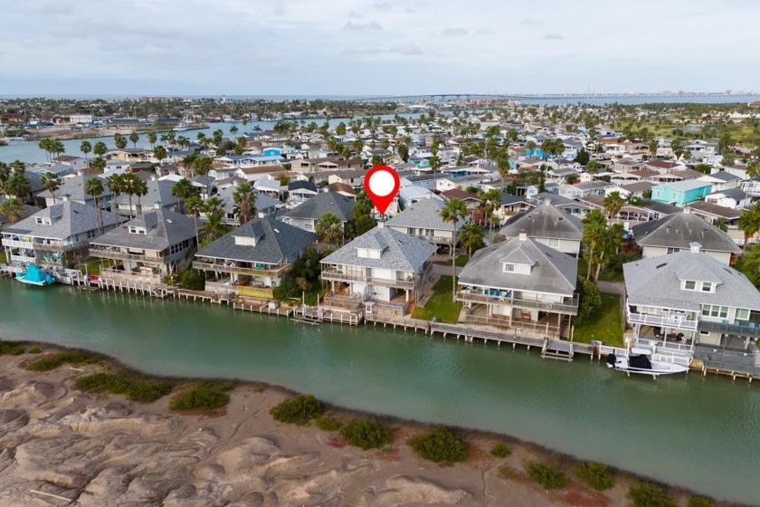 This beautifully remodeled 2-bedroom, 2-bath waterfront - Beach Townhome/Townhouse for sale in Port Isabel, Texas on Beachhouse.com