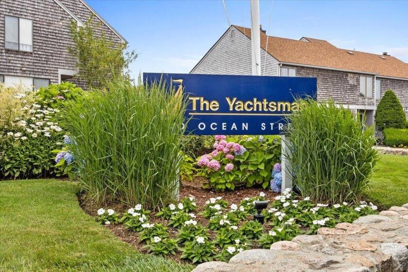 Discover resort-style living in the heart of Cape Cod! The - Beach Condo for sale in Hyannis, Massachusetts on Beachhouse.com