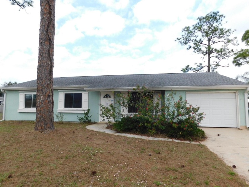 3/2 on a large lot, storage shed in backyard. With a little TLC - Beach Home for sale in North Port, Florida on Beachhouse.com