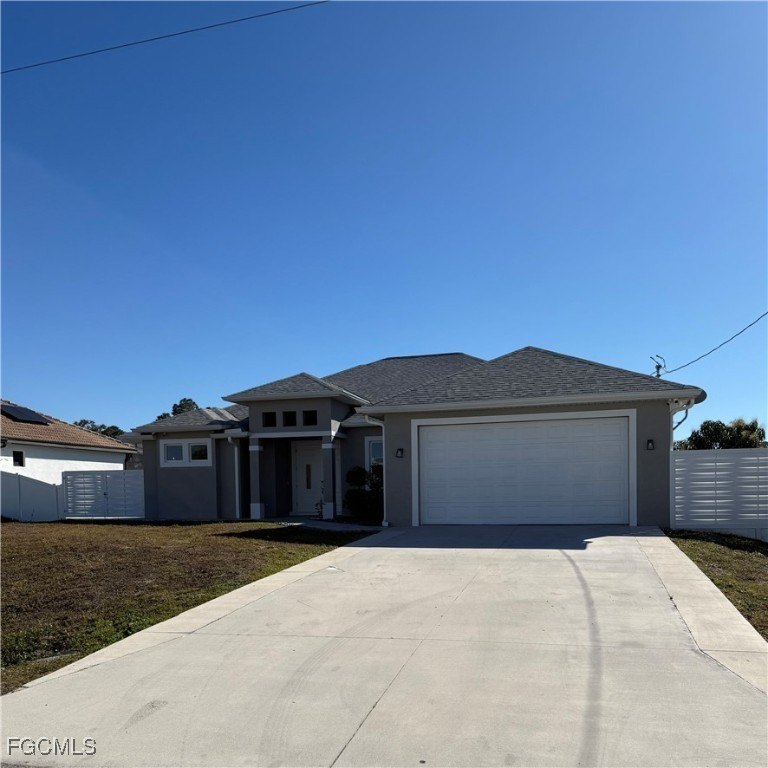 WOW - PRICE REDUCTION!!!!! Beautiful home in a prime Lehigh - Beach Home for sale in Lehigh Acres, Florida on Beachhouse.com