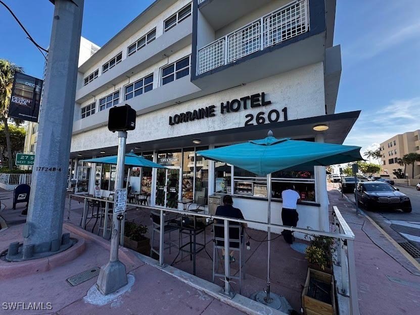 CONVENIENCE STORE ** PRIME PRIME MIAMI BEACH LOCATION ** OCEAN - Beach Commercial for sale in Miami Beach, Florida on Beachhouse.com