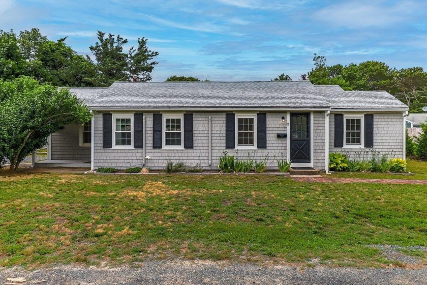 Incredible opportunity to own a duplex just about half a mile - Beach Townhome/Townhouse for sale in West Yarmouth, Massachusetts on Beachhouse.com