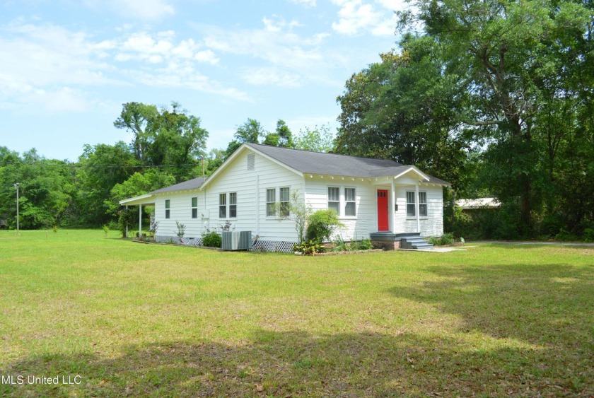 Charming 3-Bedroom Home in a Prime LocationThis beautifully - Beach Home for sale in Long Beach, Mississippi on Beachhouse.com