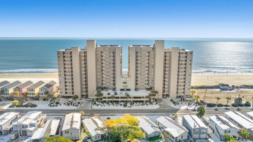 Big Price Reduction! Phenomenal 3 bedroom North Corner unit that - Beach Condo for sale in Murrells Inlet, South Carolina on Beachhouse.com