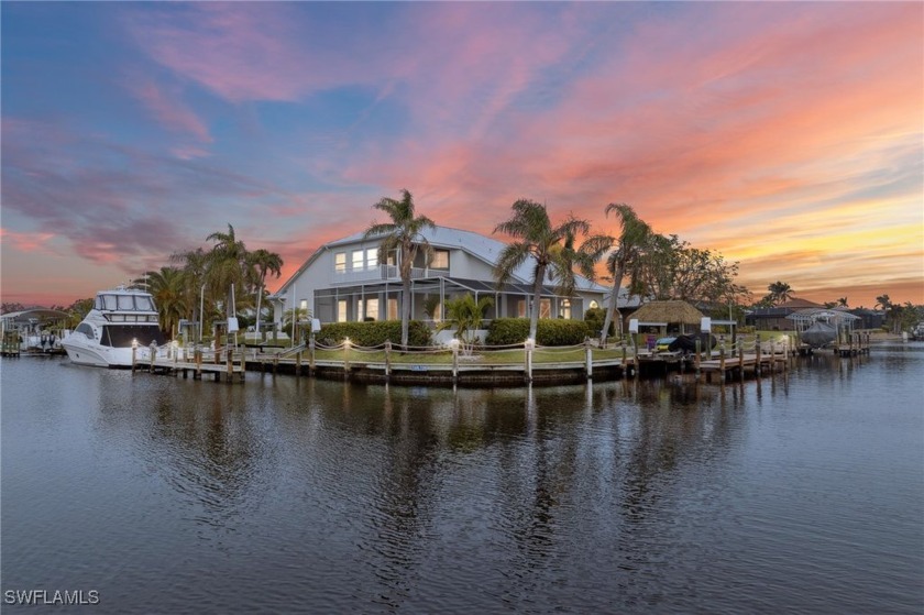 Spectacular home for yachting enthusiasts! Deep water, direct - Beach Home for sale in Cape Coral, Florida on Beachhouse.com