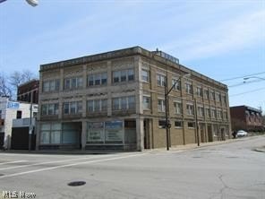 The City Savings & Loan Condominium is a bank and library built - Beach Condo for sale in Cleveland, Ohio on Beachhouse.com