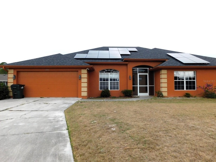 Spectacular 4 bedroom, 3 bath pool home with almost 3000 sq ft - Beach Home for sale in North Port, Florida on Beachhouse.com