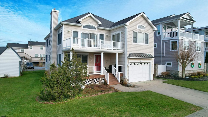 THIS IS THE BRIGANTINE HOME THAT CHECKS EVERY BOX -- VIEWS - Beach Home for sale in Brigantine, New Jersey on Beachhouse.com