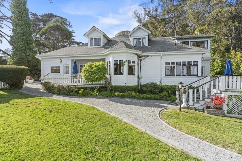 Imagine waking to the sound of waves, light filtering through - Beach Home for sale in Capitola, California on Beachhouse.com