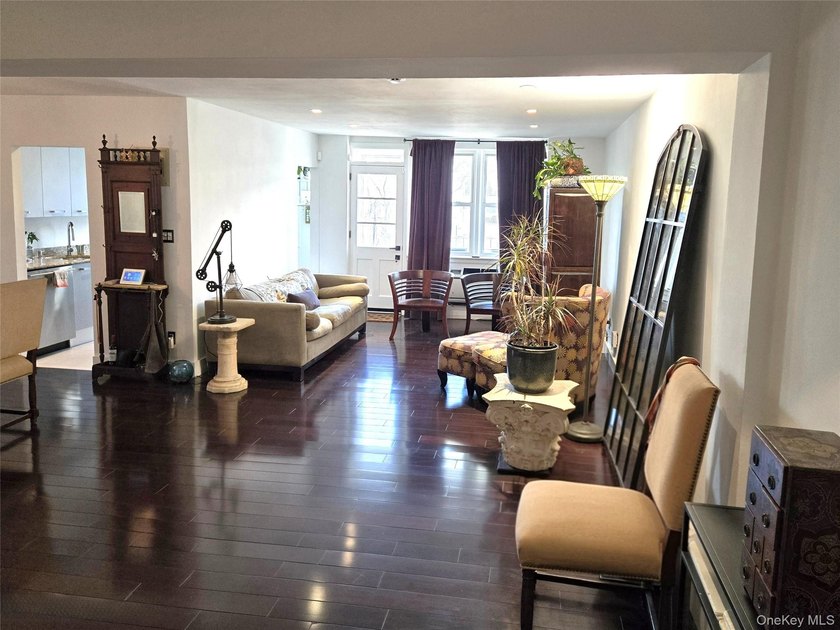 Welcome to your Zen-inspired true 2-bedroom, 2-bath ocean - Beach Home for sale in Long Beach, New York on Beachhouse.com