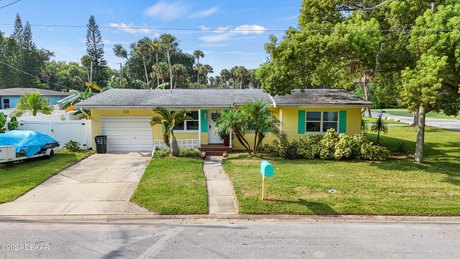 **Back on market, no fault of seller, emergency in buyers' - Beach Home for sale in Ormond Beach, Florida on Beachhouse.com