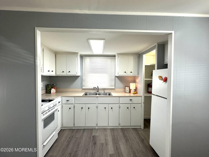 Charming 3-bedroom mobile home located in Princeton Beach - Beach Home for sale in Brick, New Jersey on Beachhouse.com