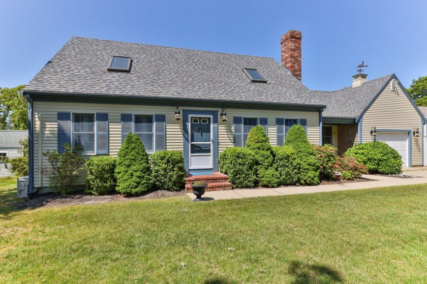 Walk to the beach! Enjoy Ridgevale Beach and warm water swimming - Beach Home for sale in Chatham, Massachusetts on Beachhouse.com