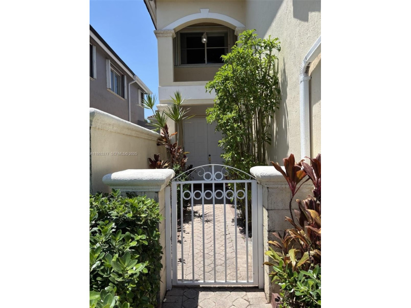 NEW ROOF!! FANTASTIC BENEFIT FOR A BUYER WHO APPRECIATES AN - Beach Home for sale in Miami, Florida on Beachhouse.com