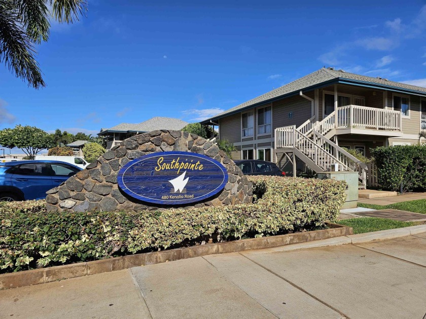 EQUITY BUILDER....Absolute best value in Kihei, 2 bed. 1 bath - Beach Condo for sale in Kihei, Hawaii on Beachhouse.com