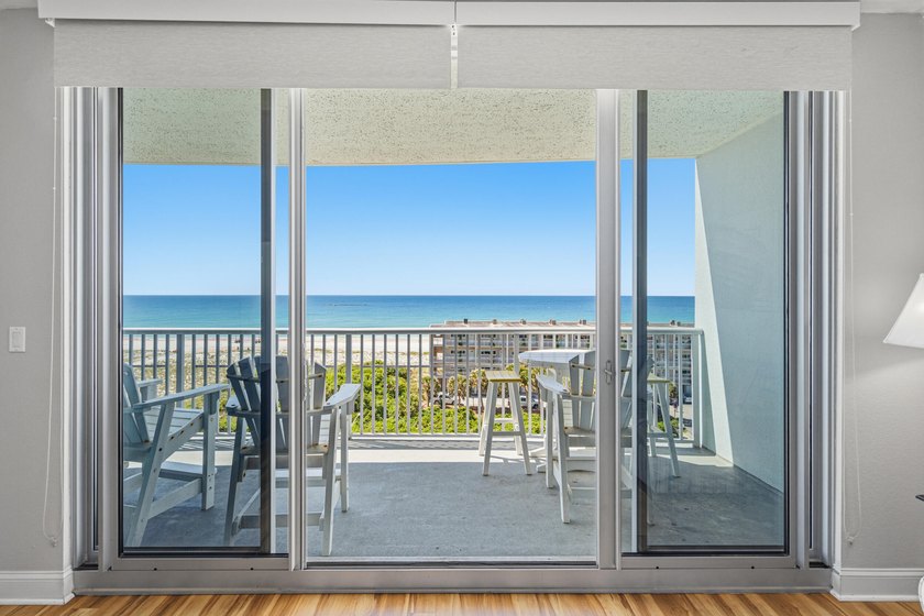 BRING AN OFFER! COME SEE IN PERSON! Investor opportunity with - Beach Condo for sale in Pensacola Beach, Florida on Beachhouse.com