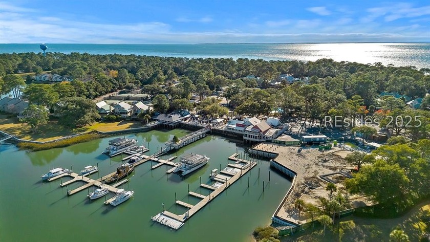Largest floorplan in the 2 bedroom Bluff Villa complex.  Updated - Beach Condo for sale in Hilton Head Island, South Carolina on Beachhouse.com