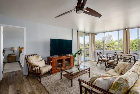 Welcome to your dream condo! This beautiful 2 bedroom, 2 - Beach Condo for sale in Kihei, Hawaii on Beachhouse.com