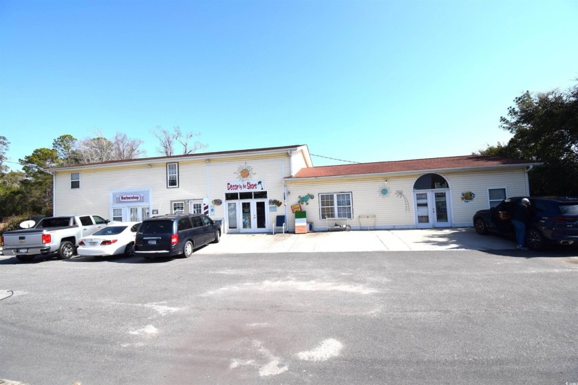 How about this amazing commercial property opportunity with - Beach Commercial for sale in Murrells Inlet, South Carolina on Beachhouse.com