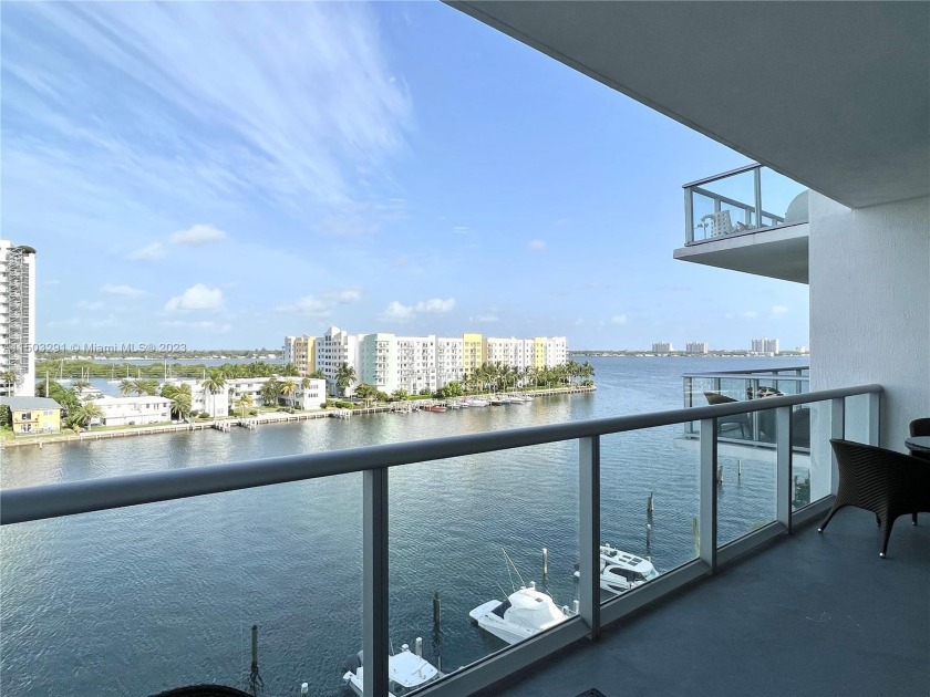 Breathtaking waterfront residence featuring captivating views - Beach Condo for sale in North Bay Village, Florida on Beachhouse.com