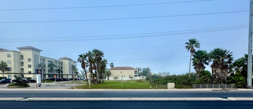Prime commercial Padre Blvd frontage property! An exceptional - Beach Commercial for sale in South Padre Island, Texas on Beachhouse.com