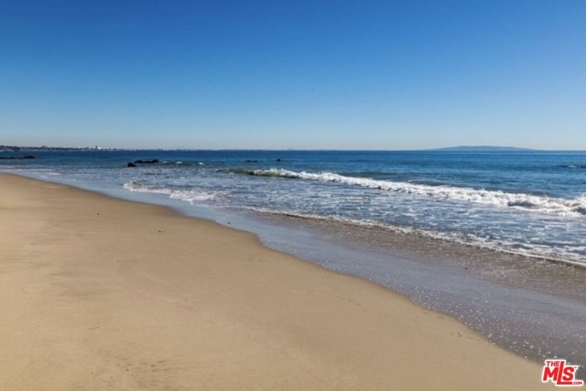 Build your dream coastal retreat on the sands of Las Flores - Beach Lot for sale in Malibu, California on Beachhouse.com