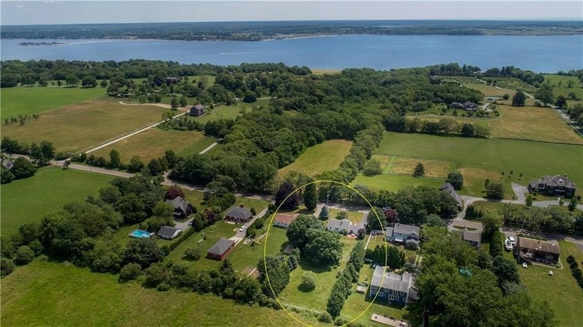 Located in the desirable Wapping Road area, this well-maintained - Beach Home for sale in Portsmouth, Rhode Island on Beachhouse.com