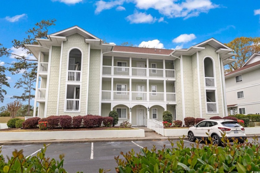 Welcome to this charming third-floor, end-unit condo in the - Beach Condo for sale in Little River, South Carolina on Beachhouse.com