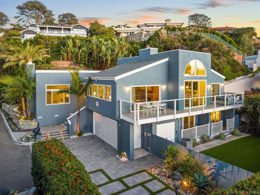 Welcome to your DREAM HOME on a 8,572 SF lot in the heart of Del - Beach Home for sale in Del Mar, California on Beachhouse.com