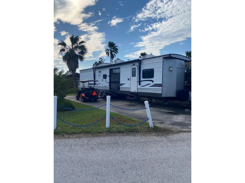 Amenities: Club House, Exercise Room/Gym, Golf Course, Hot Tub - Beach Lot for sale in Port Isabel, Texas on Beachhouse.com