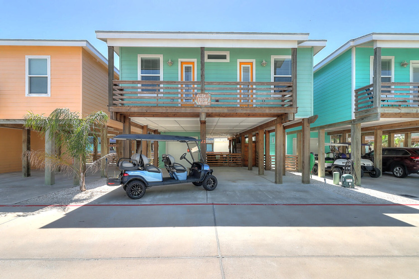 Gorgeous Ocean Village home! 6-Seater golf cart - Beach Vacation Rentals in Port Aransas, Texas on Beachhouse.com