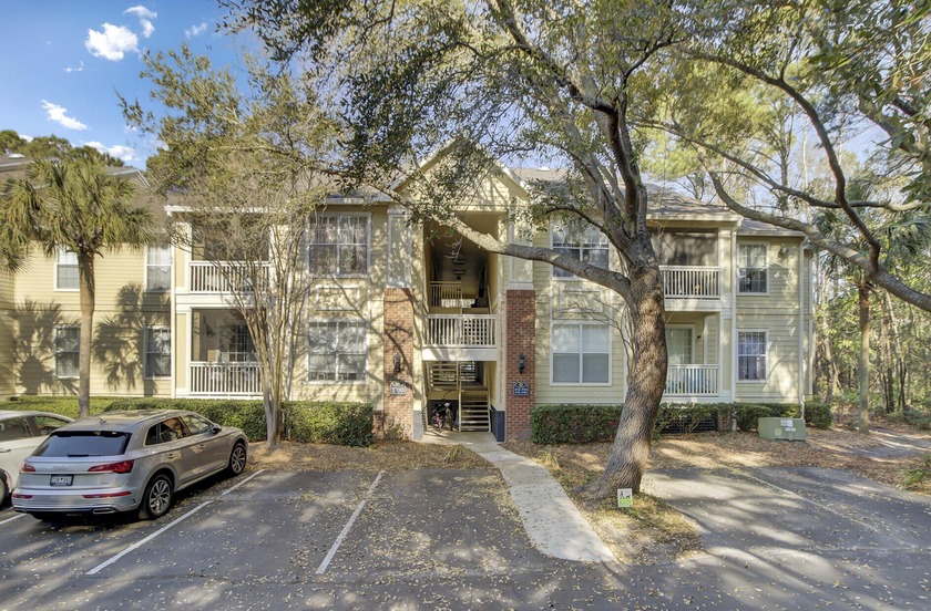 Beautiful second floor end unit condo in the heart of all things - Beach Condo for sale in Mount Pleasant, South Carolina on Beachhouse.com