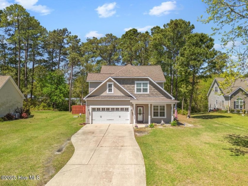Welcome to 309 Chadwick Shores Drive, a beautiful 3-bedroom, 3 - Beach Home for sale in Sneads Ferry, North Carolina on Beachhouse.com