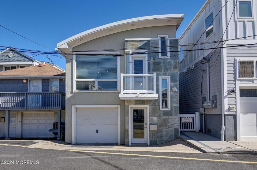 Have you been dreaming of living the Jersey Shore lifestyle? If - Beach Home for sale in Point Pleasant Beach, New Jersey on Beachhouse.com