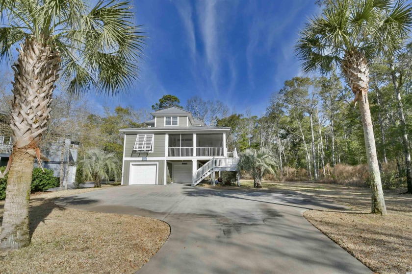 Welcome to 287 Trace Dr. in North Litchfield Beach. This 4 bed/4 - Beach Home for sale in Pawleys Island, South Carolina on Beachhouse.com