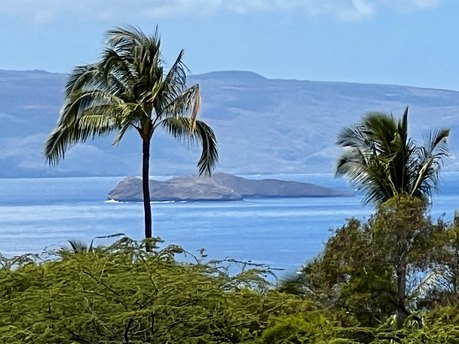 Discover your own slice of paradise in the prestigious Ridge at - Beach Lot for sale in Kihei, Hawaii on Beachhouse.com