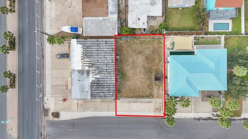 Perfect 50 x 100 Lot in a great location to build your home or - Beach Commercial for sale in South Padre Island, Texas on Beachhouse.com