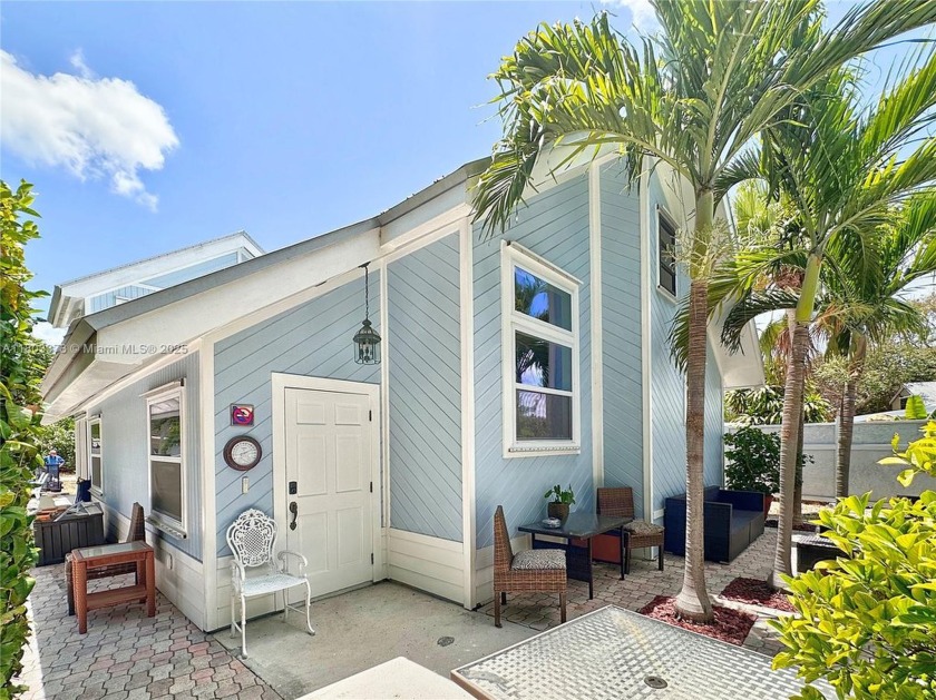 Florida Keys-style home blends elegance, functionality, and - Beach Home for sale in Tavernier, Florida on Beachhouse.com