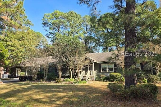 Incredible opportunity for a home directly in the heart of Old - Beach Home for sale in Bluffton, South Carolina on Beachhouse.com