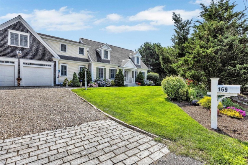 Truly a must see! This 4 bedroom 3.5 bath extremely well - Beach Home for sale in Harwich, Massachusetts on Beachhouse.com