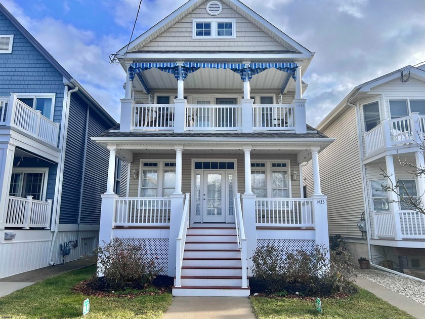 Come check out this boardwalk-area 'BEST BUY' condo right in the - Beach Condo for sale in Ocean City, New Jersey on Beachhouse.com