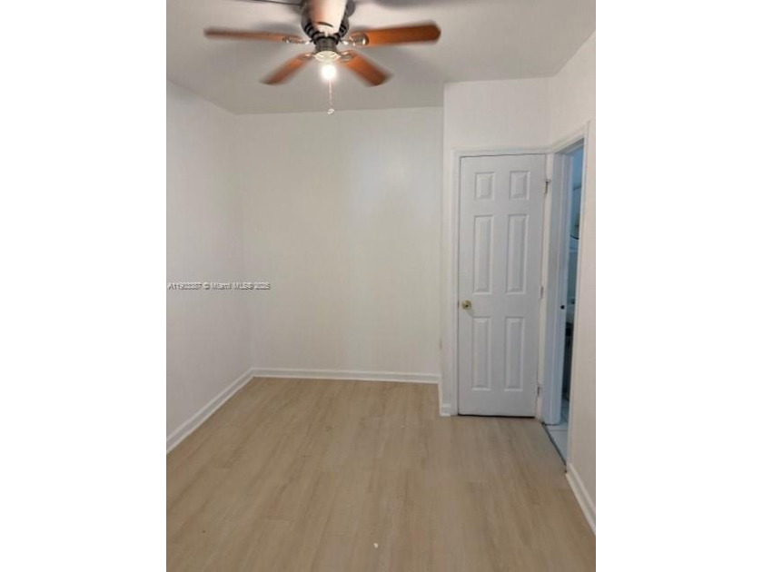 Beautiful bright & airy studio + den located in a - Beach Condo for sale in Miami Beach, Florida on Beachhouse.com